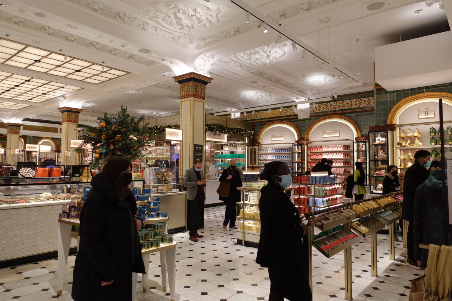 英国老舗百貨店ハロッズ (Harrods)｜セール品を買ってみた 夫婦英国暮らしブログ