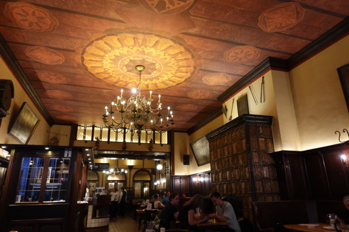 【ビアホール8選!】ドイツ・ケルンのビアホール(ブラウハウス)【おすすめ】 ドイツ旅行 欧州ヨーロッパ旅行